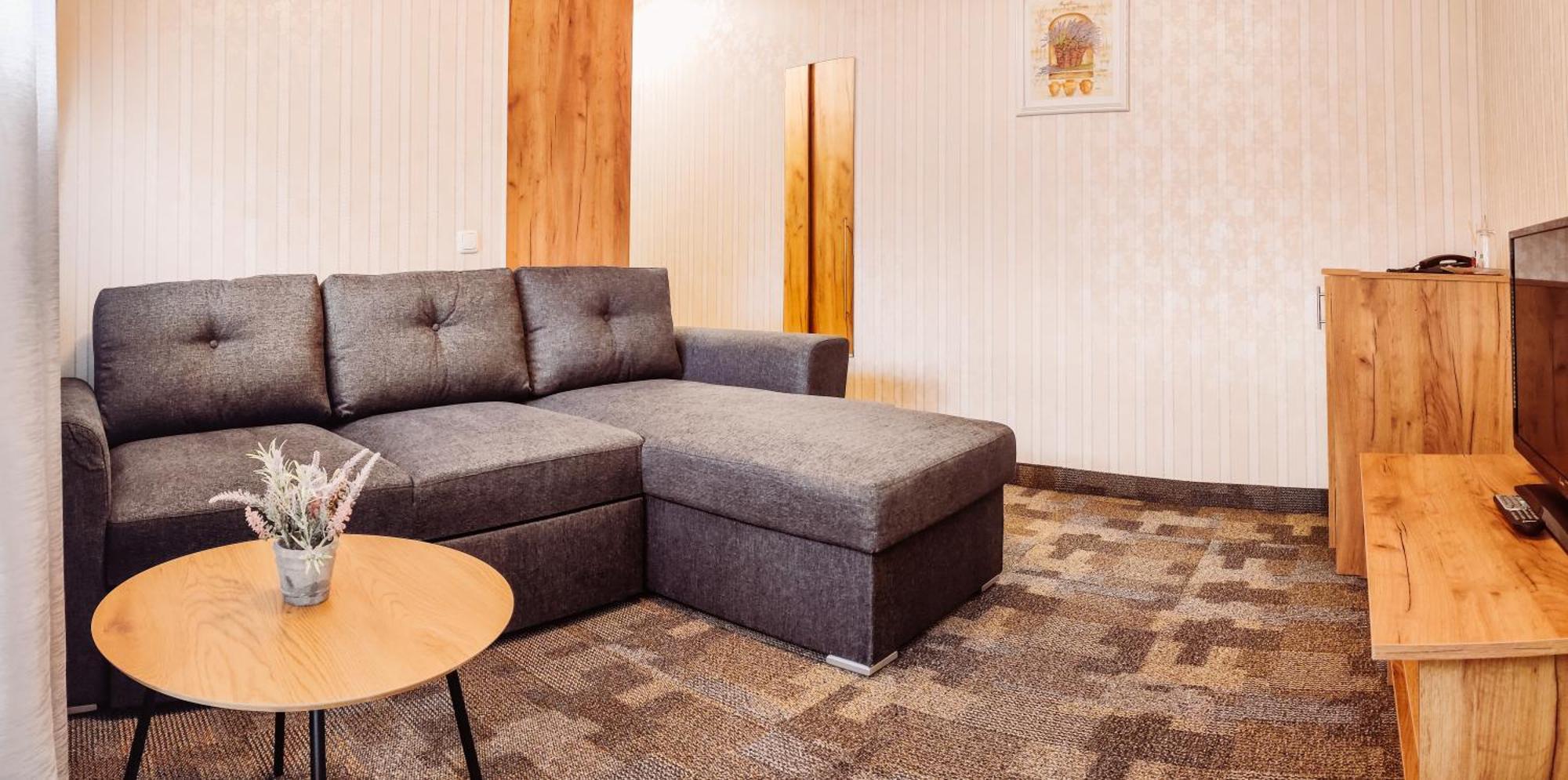 Hotell Wironia Johvi Luaran gambar