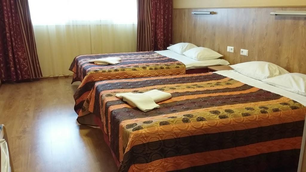 Hotell Wironia Johvi Luaran gambar