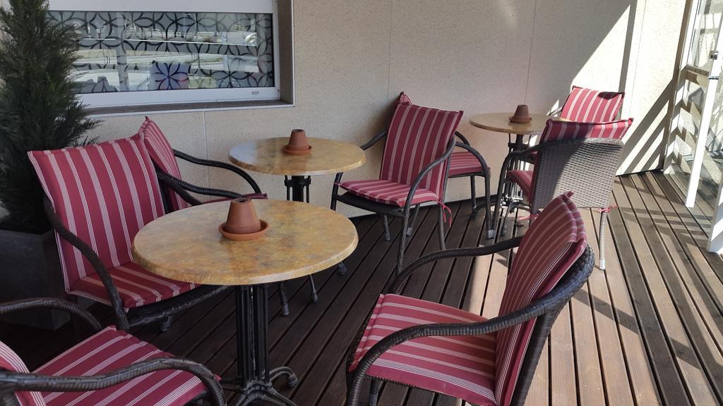 Hotell Wironia Johvi Luaran gambar